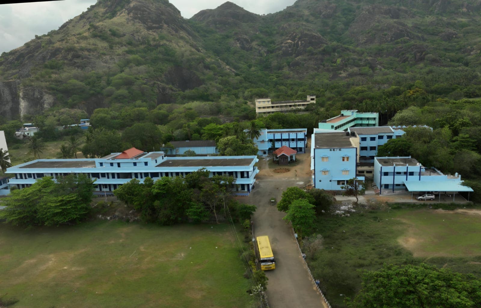 Campus Gallery 4